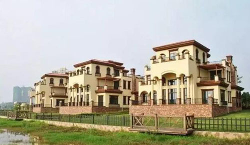 在農村小別墅用真石漆裝修外墻,效果圖美絕了